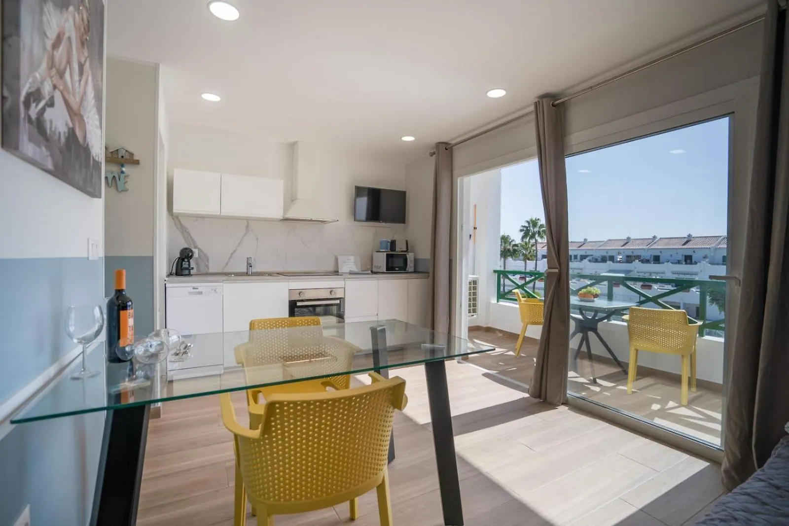 Parque Don Jose Pool View Apartment Arona  Arona (Tenerife)