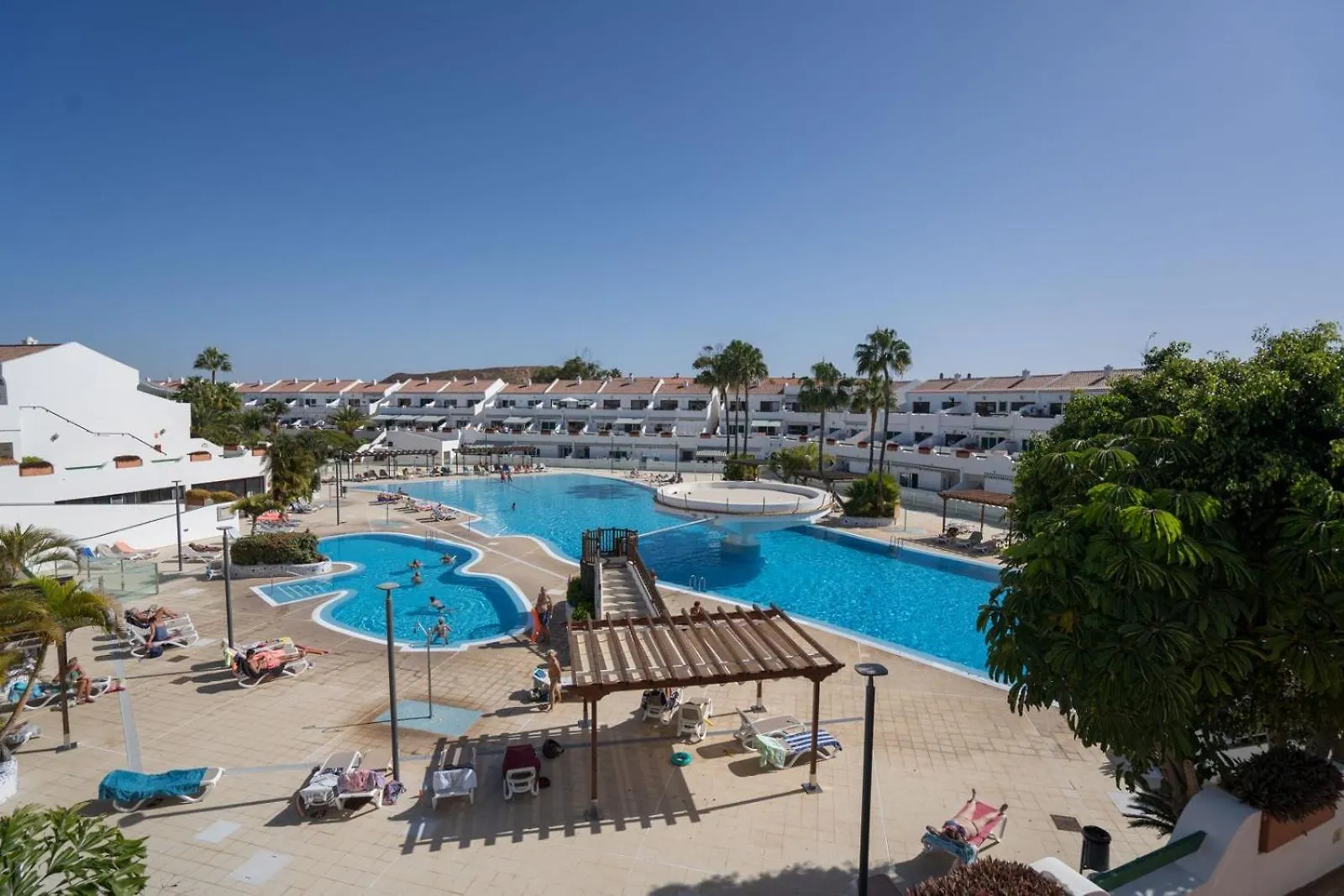 Parque Don Jose Pool View Apartment Arona